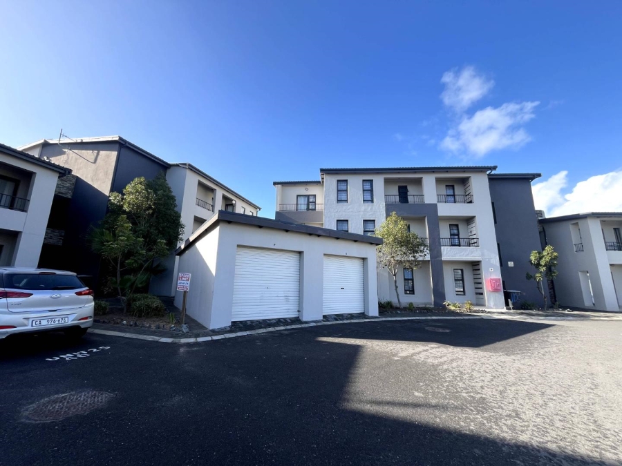 To Let 3 Bedroom Property for Rent in Parklands Western Cape